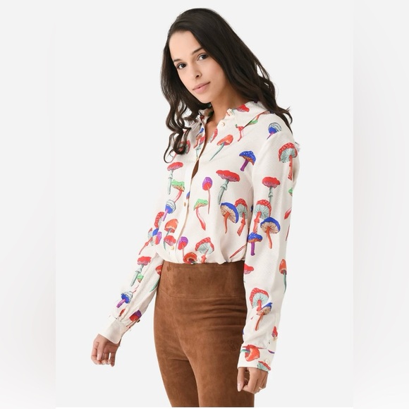 Le Superbe for Anthro Micro Magic Ex-Boyfriend Shirt Ivory Mushroom Print  8 NWT - Picture 5 of 16